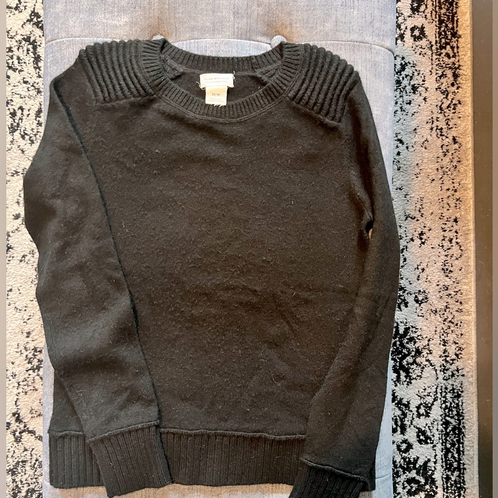 Black Sweater XS